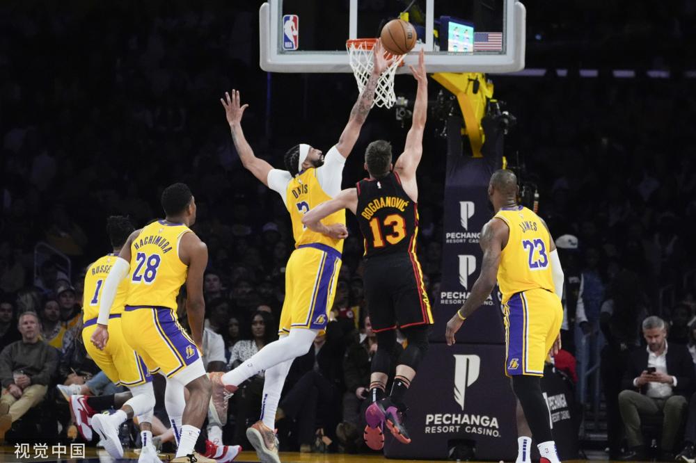 表着球队的 表着球队的